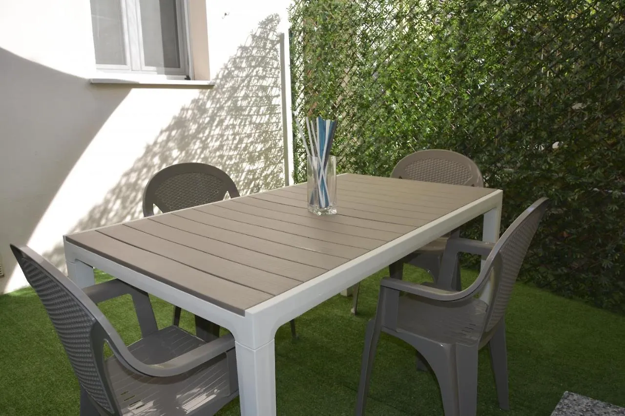 Appartamento Casa Giardino - Affitti Brevi Italia Римини 0*,