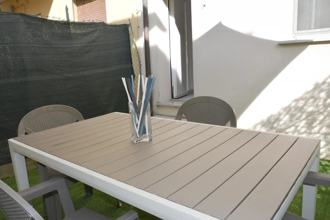 Appartamento Casa Giardino - Affitti Brevi Italia Римини Апартаменты